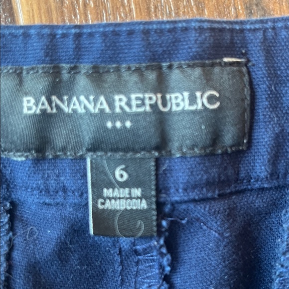 Banana Republic Dark Blue High Waist Size Button Shorts - Size 6 - Picture 4 of 6